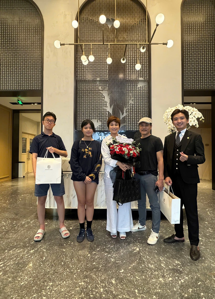 Nhật Trường CEO đồng hành cùng gia đình khách hàng